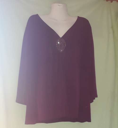 LADIES: PURPLE TOP  - MAKE: APT.9  - SIZE: 2XL