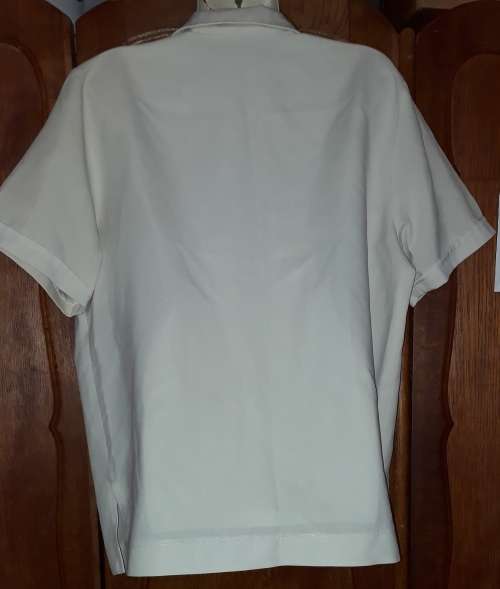 CHRISTMAS SPECIAL!!! LADIES: WHITE TOP - MAKE: NO MAKE - SIZE: NO SIZE
