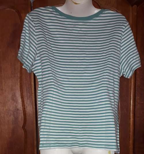 LADIES: BLUE & WHITE - MAKE: WOOLWORTHS - SIZE: 16