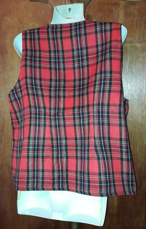 LADIES: MULTI COLORED REVERSABLE WAISTCOAT - MAKE: NO MAKE. - SIZE: NO SIZE