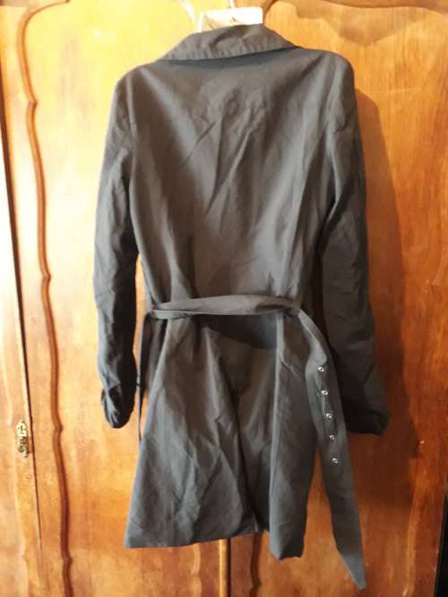 CHRISTMAS SPECIAL!! LADIES: SHORT BLACK COAT - MAKE: ESPIRIT COLLECTION - SIZE: UK 10 / US 8