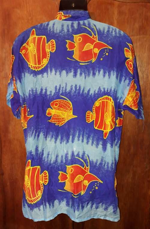 COVID 19 SPECIAL! MENS: THIN BLUE MULTI COLORED SHIRT - MAKE: NO MAKE - SIZE: NO SIZE