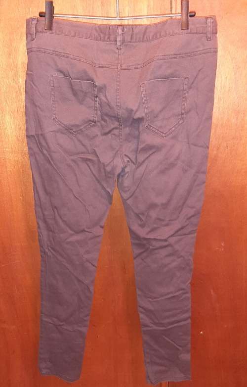 LADIES - BROWN PANTS - MAKE - TRAIL - SIZE - 38