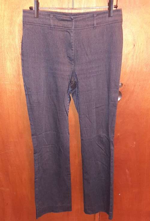 LADIES - GREY PANTS - MAKE - WOOLWORTHS - SIZE - 12