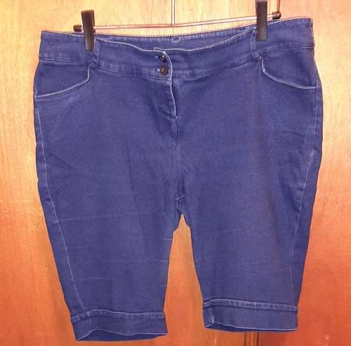 LADIES - BLUE JEANS SHORTS - MAKE - TANGO - SIZE - 42