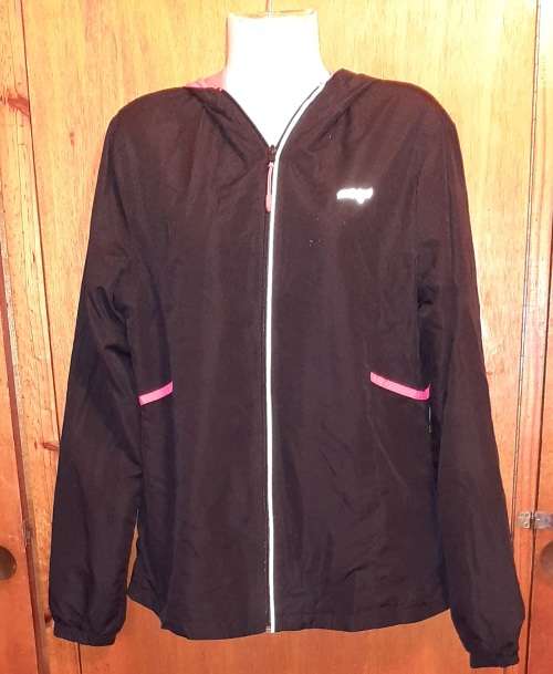 LADIES - BLACK AND PINK JACKET - MAKE - MAXED - SIZE - L