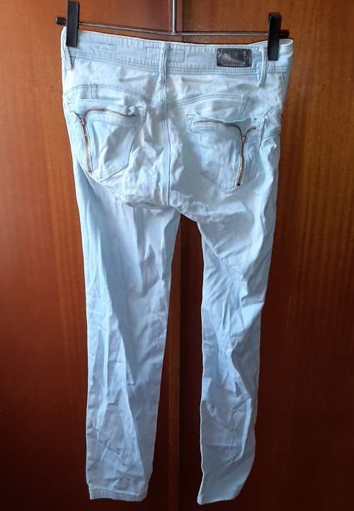 LADIES - LIGHT BLUE JEANS - MAKE - SALSA - SIZE - 27