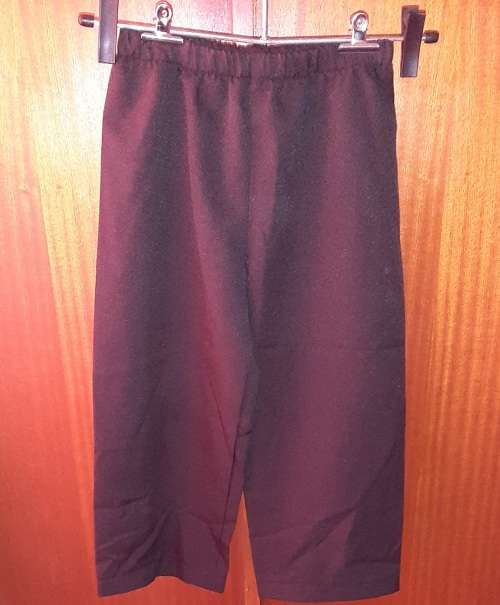Special!! LADIES - 3-4 BLACK PANTS - MAKE - NO MAKE - SIZE - NO SIZE