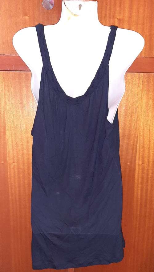 LADIES - BLACK TOP - MAKE - WOOLWORTHS - SIZE - 18