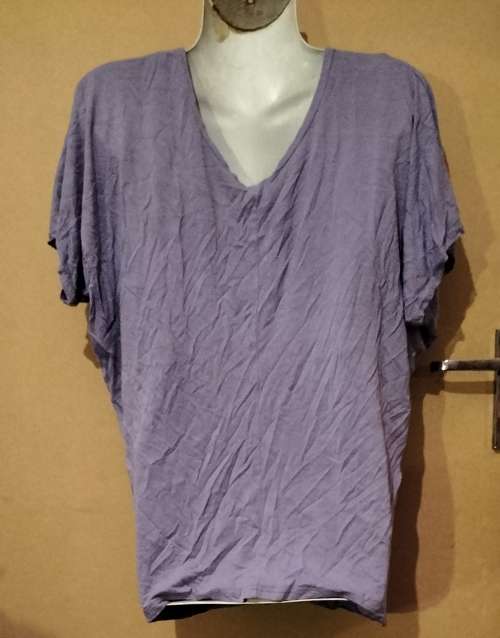 Special! Ladies - Purple Top - Make - no make - Size - no size