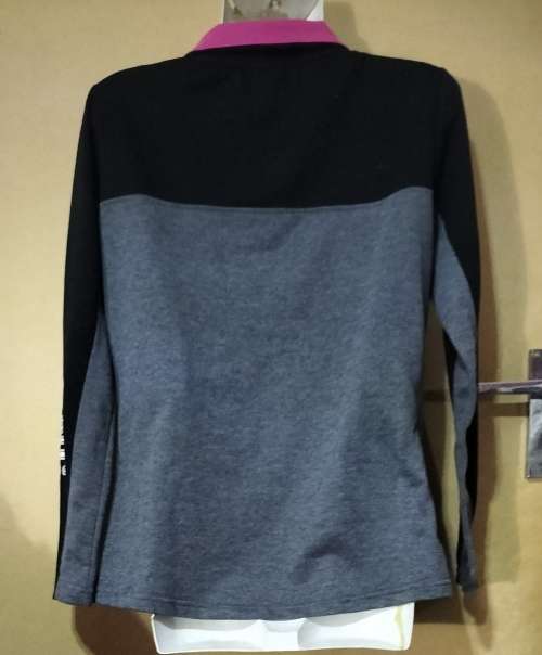 Ladies - Multicolored Sports Sweater  - Make - Maxed - Size - SS