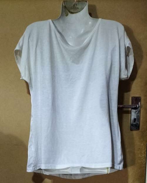 Ladies - White Top - Make - Legit - Size - 14/38