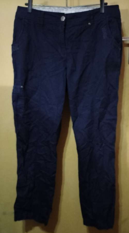 Ladies - Dark Blue Pants - Make - Woolworths - Size - 14
