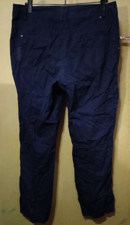 Ladies - Dark Blue Pants - Make - Woolworths - Size - 14