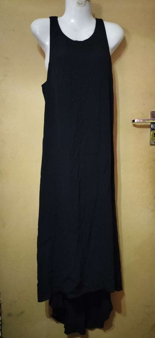 Ladies - Long Black Dress - Make - Witchery - Size -  12