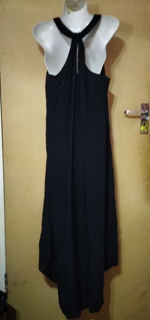 Ladies - Long Black Dress - Make - Witchery - Size -  12