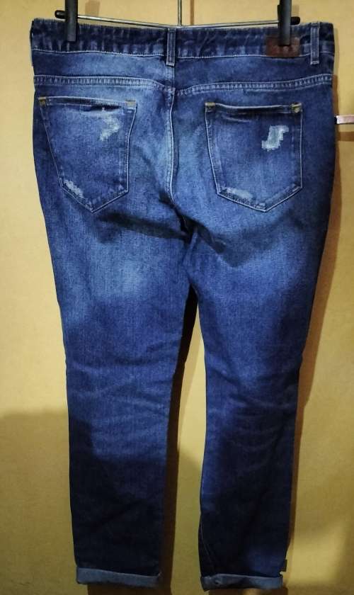 Ladies - Blue Jeans - Make - Zara - Size - usa 8, eur 40