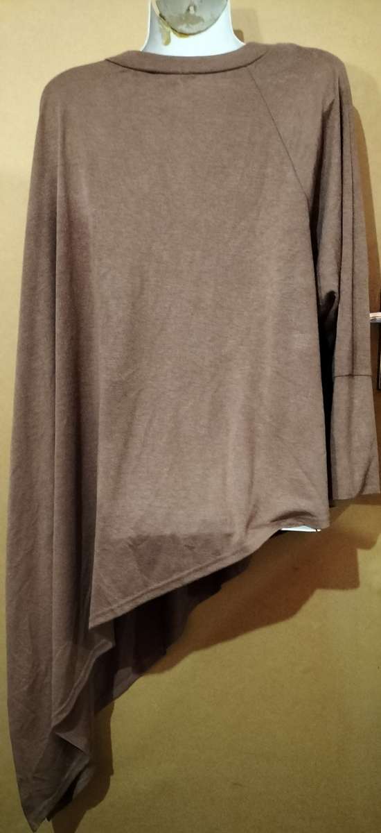 Ladies - Brown Top - Make - No Make - Size - No Size