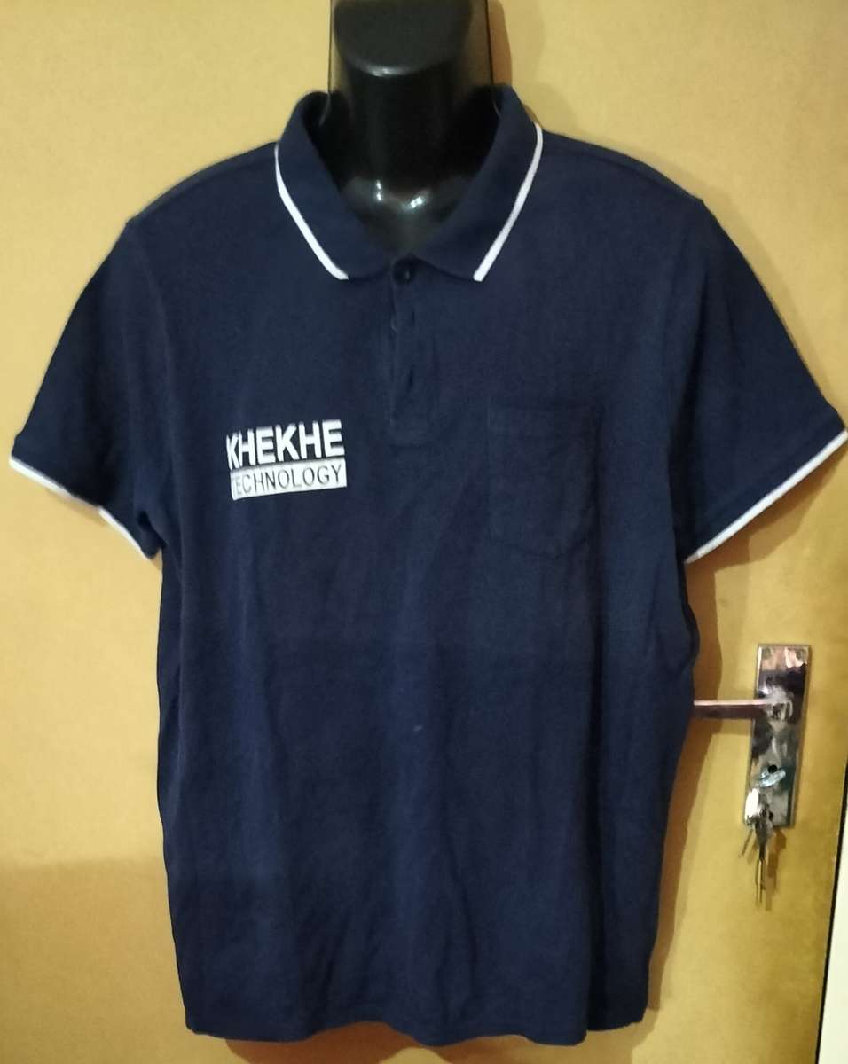Mens - Blue & White Shirt  - Make - OR Oakridge - Size - XL