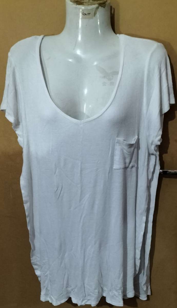Ladies - White Top - Make - Real Clothing - Size - M