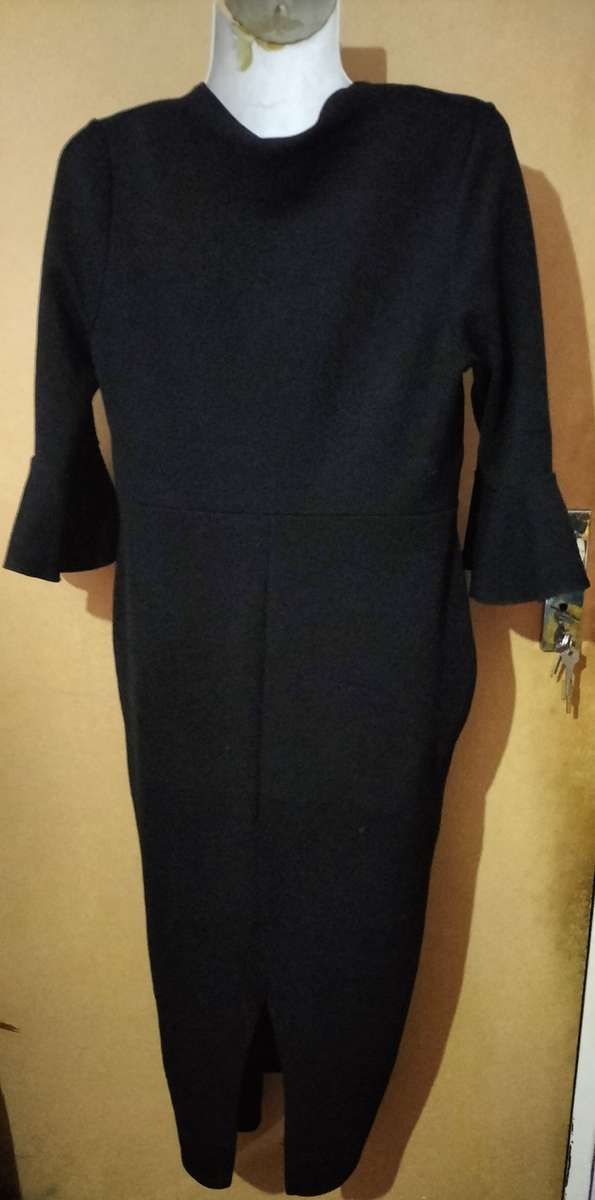 Ladies - Black Dress  - Make - Boo Hoo Night - Size - UK 12