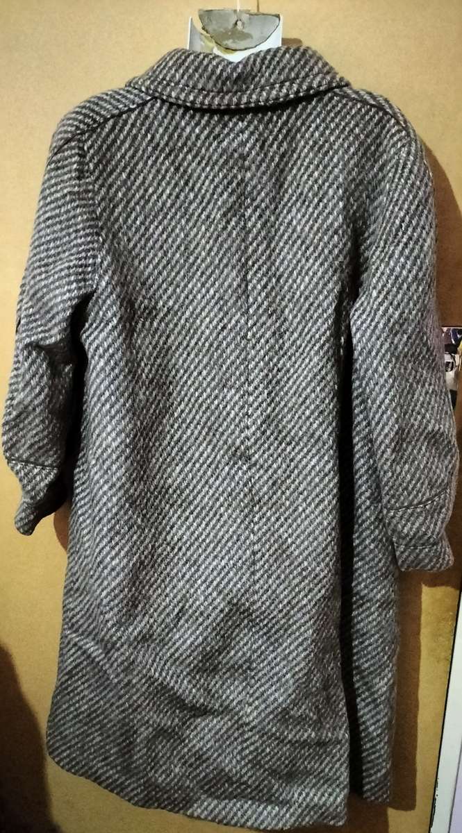 Ladies - Thick Multicolored Coat - Make - Modell - Size - 21