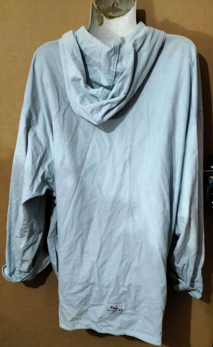 Ladies - Blue Hoodie Shirt - Make - no make - Size - XL