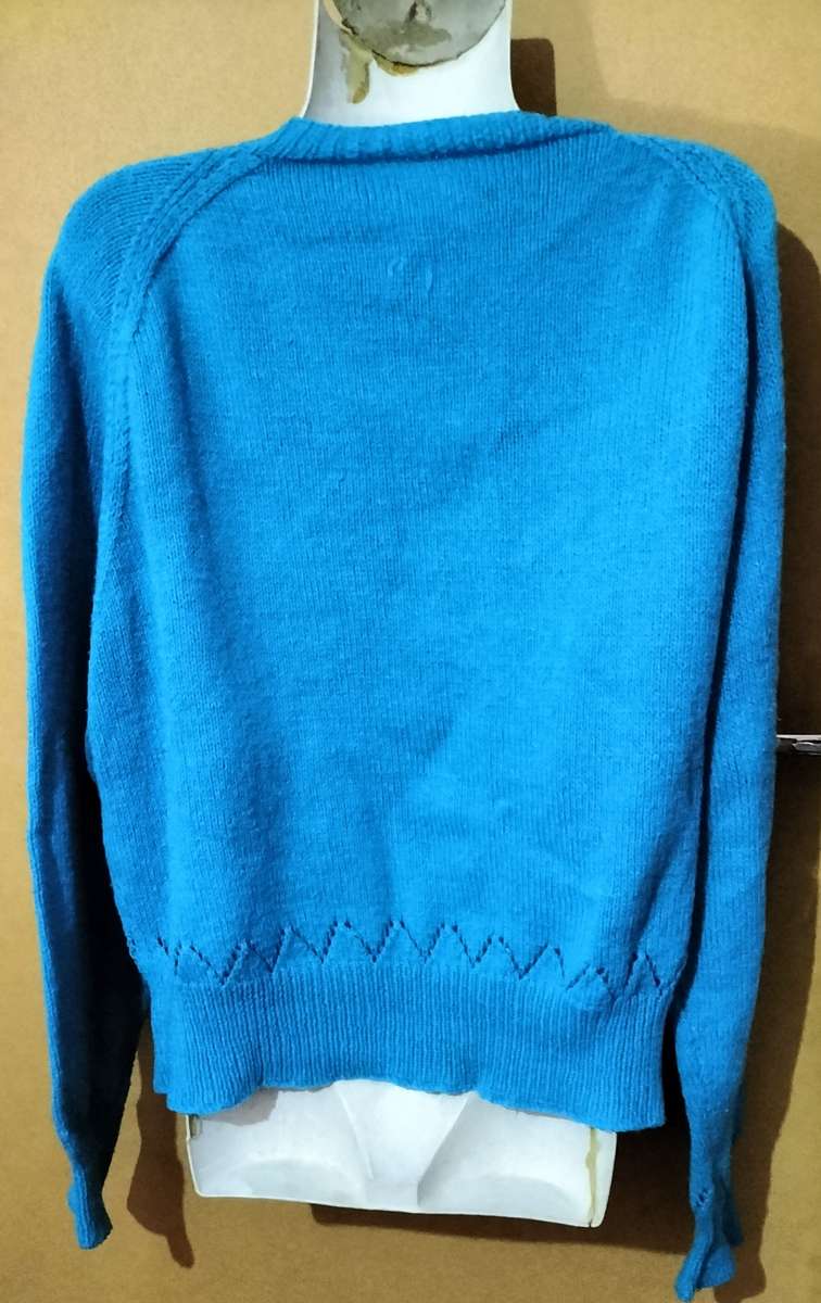 Ladies - Blue Cardigan - Make - no make - Size - no size