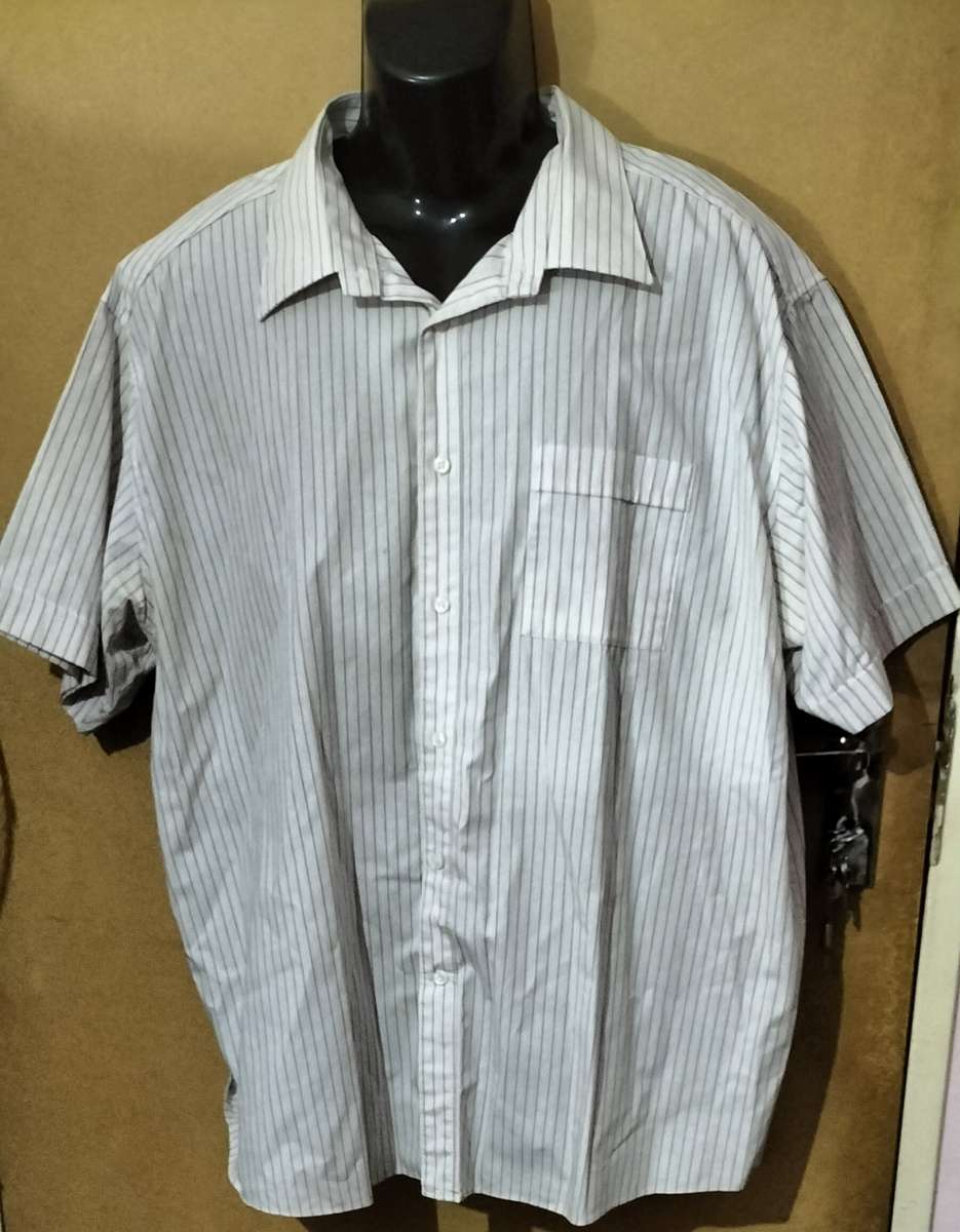 Mens - Multicolored Shirt - Make - Truworths Man - Size - looks like 45