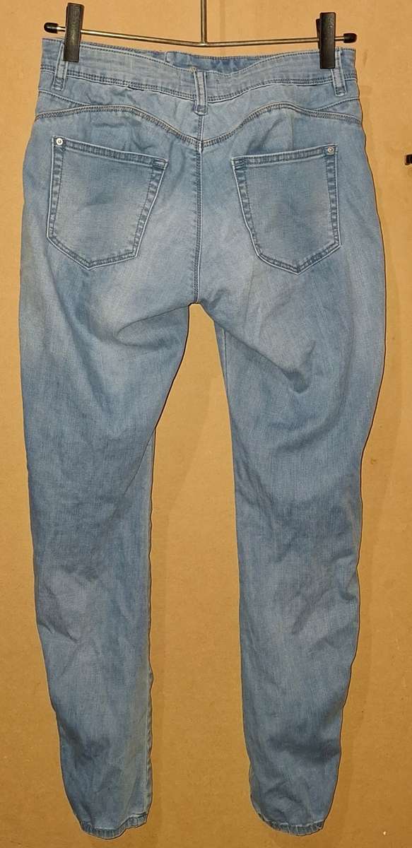 Ladies - Blue Jeans - Make - RE Skinny - Size - 6