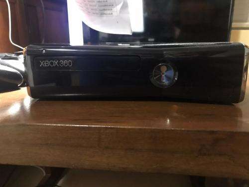XBOX 360 Console Bundle