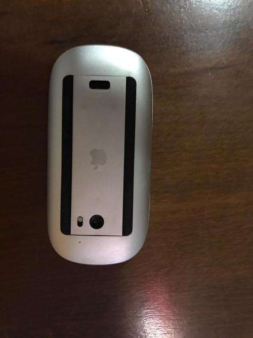 Wireless Apple Magic Mouse and Keyboard 1 Combo