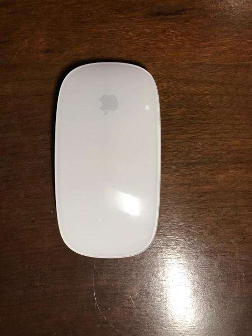 Wireless Apple Magic Mouse and Keyboard 1 Combo