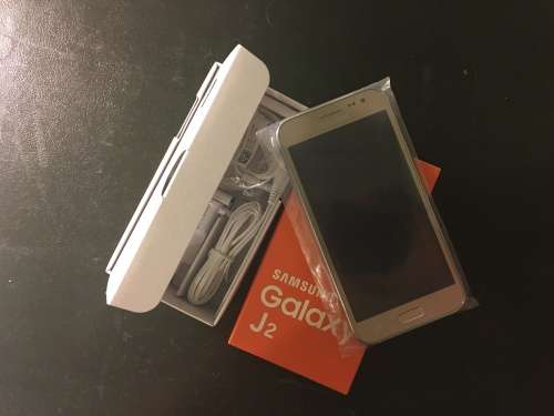 SAMSUNG GALAXY J2 DUAL SIM - BRAND NEW - FREE SHIPPING!