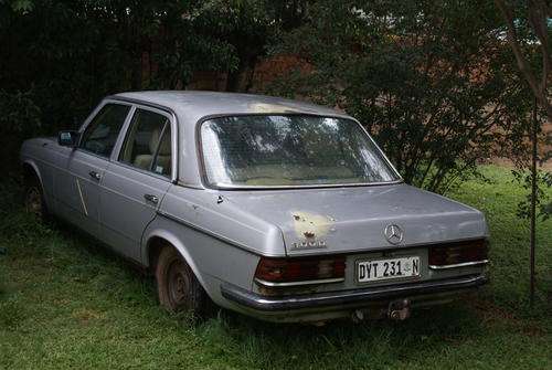 Mercedes-Benz 300D