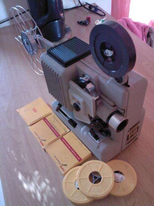 EUMIG P8 PROJECTOR AND FILMS 100% WORKING