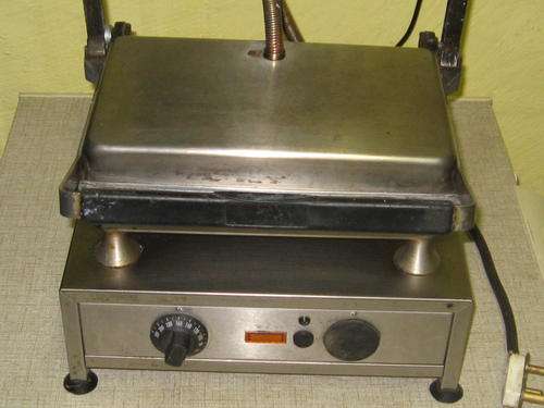 HEAVY DUTY SANDWICH TOASTER