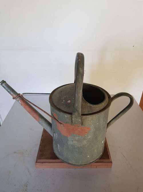 WATERING CAN