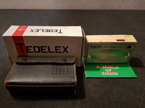 TEDELEX SIX TRANSISTOR RADIO WITH POUCH IN BOX