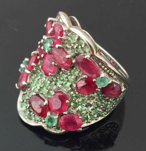 VERY LARGE VIBRANT RUBY, EMERALD, TSAVORITE GARNET STERLING SILVER RING FLORAL DESIGN LARGE! HEAVY!