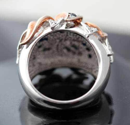 STUNNING SILVER AND COPPER RING, LEAFY DESIGN WITH DARK BLUE NATURAL QUARTZ GEMSTONES. 925