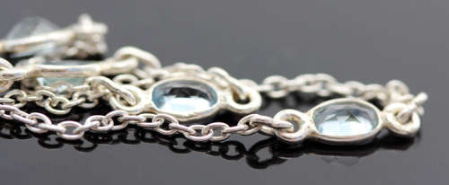 STERLING SILVER LONG "T-DROP" NECKLACE WITH 3,7ct SKY BLUE TOPAZ GEMSTONES. 925