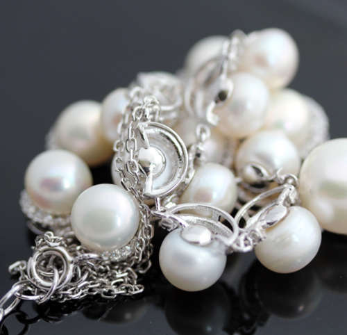 HEAVY VERY PRETTY FRESHWATER PEARL "HANGING Y-SHAPE" STERLING SILVER 925 NECKLACE.  18,25 grams