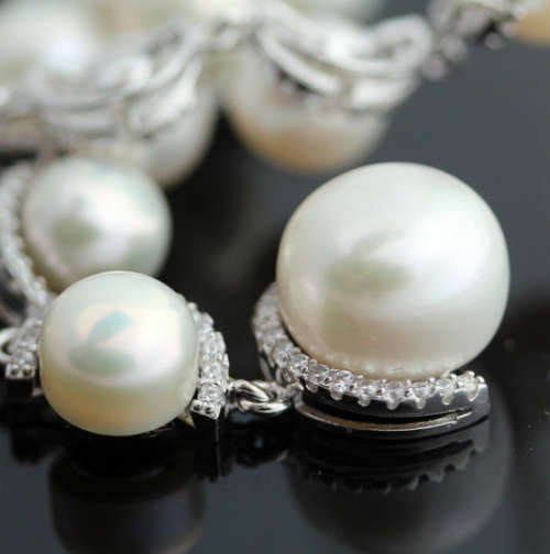 HEAVY VERY PRETTY FRESHWATER PEARL "HANGING Y-SHAPE" STERLING SILVER 925 NECKLACE.  18,25 grams