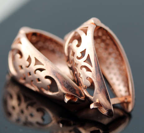 UNUSUAL "LEOPARD" PATTERN CUBIC ZIRCONIA IN SOLID STERLING 925 SILVER EARRINGS. ROSE HUE FINISH