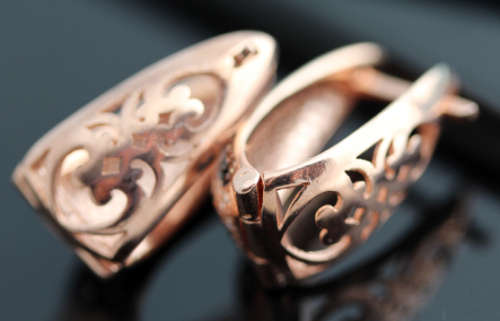 UNUSUAL "LEOPARD" PATTERN CUBIC ZIRCONIA IN SOLID STERLING 925 SILVER EARRINGS. ROSE HUE FINISH