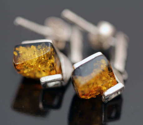 REAL AMBER AND STERLING SILVER DROP AND DANGLE EARRINGS. 925. BALTIC AMBER FROM POLAND!
