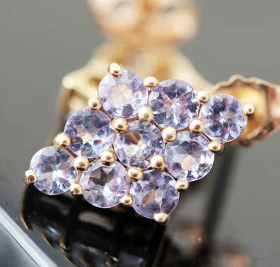 VINTAGE FROM LONDON  LILAC TANZANITE GEMSTONE EARRINGS IN 10ct YELLOW GOLD