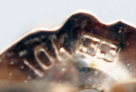 VINTAGE FROM LONDON  LILAC TANZANITE GEMSTONE EARRINGS IN 10ct YELLOW GOLD