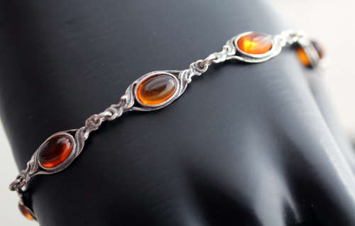 HONEY-HUED BALTIC AMBER STERLING SILVER BRACELET. 925. VINTAGE PIECE